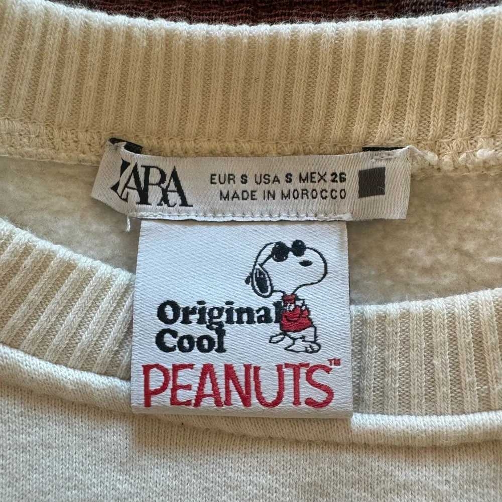 Zara Cream Snoopy Peanuts Sweatshirt - Picture 4 of 6